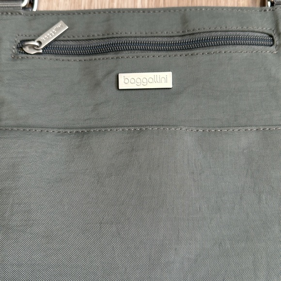 tote with laptop compartment - Picture 2 of 7